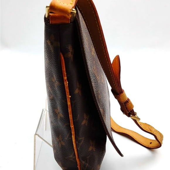 Louis Vuitton LV Shoulder Bag  Musette Tango short shoulder Monogram - Picture 3 of 9